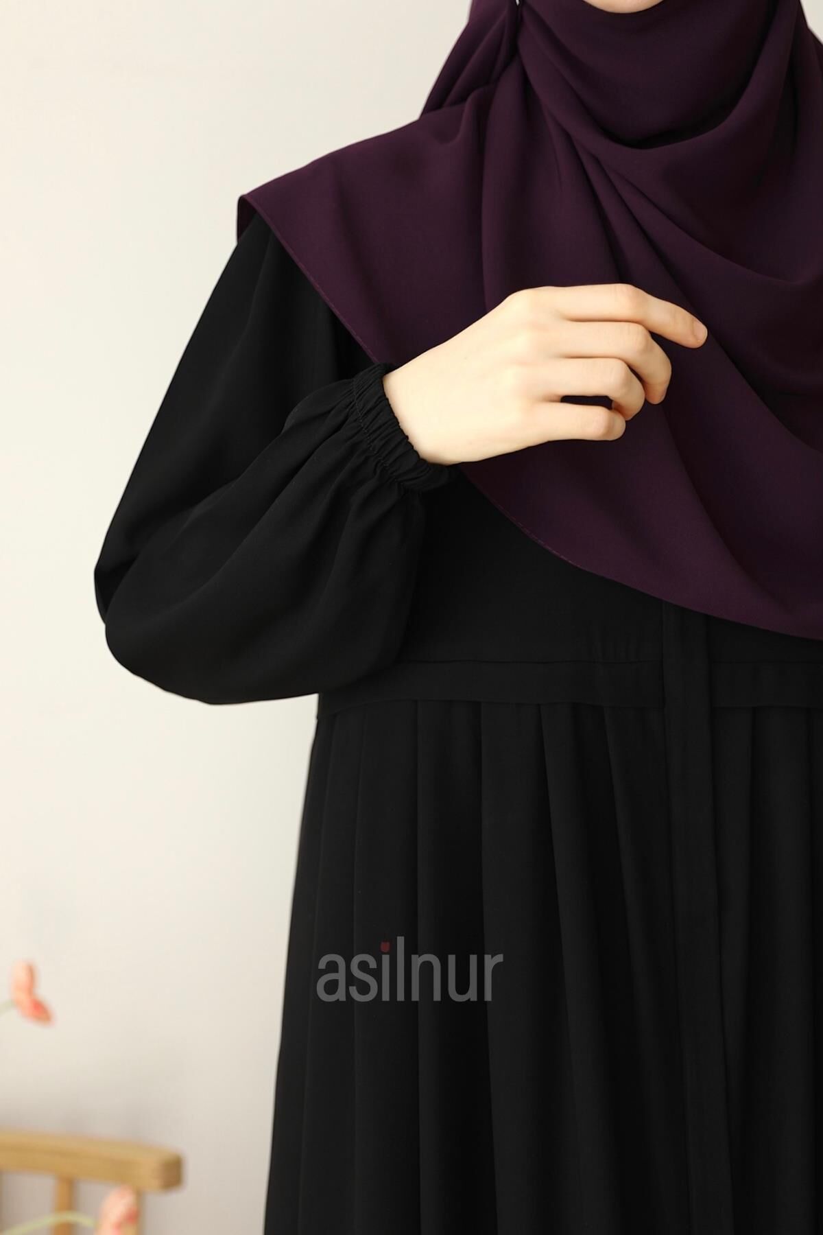 Ebrar Piliseli Ferace Siyah - 7