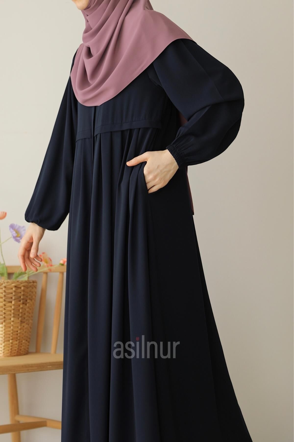 Ebrar Piliseli Ferace Lacivert - 5