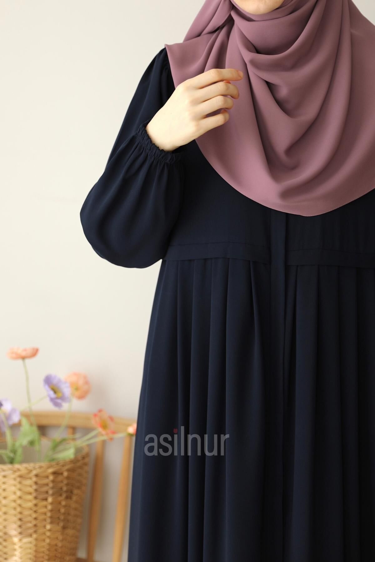 Ebrar Piliseli Ferace Lacivert - 7