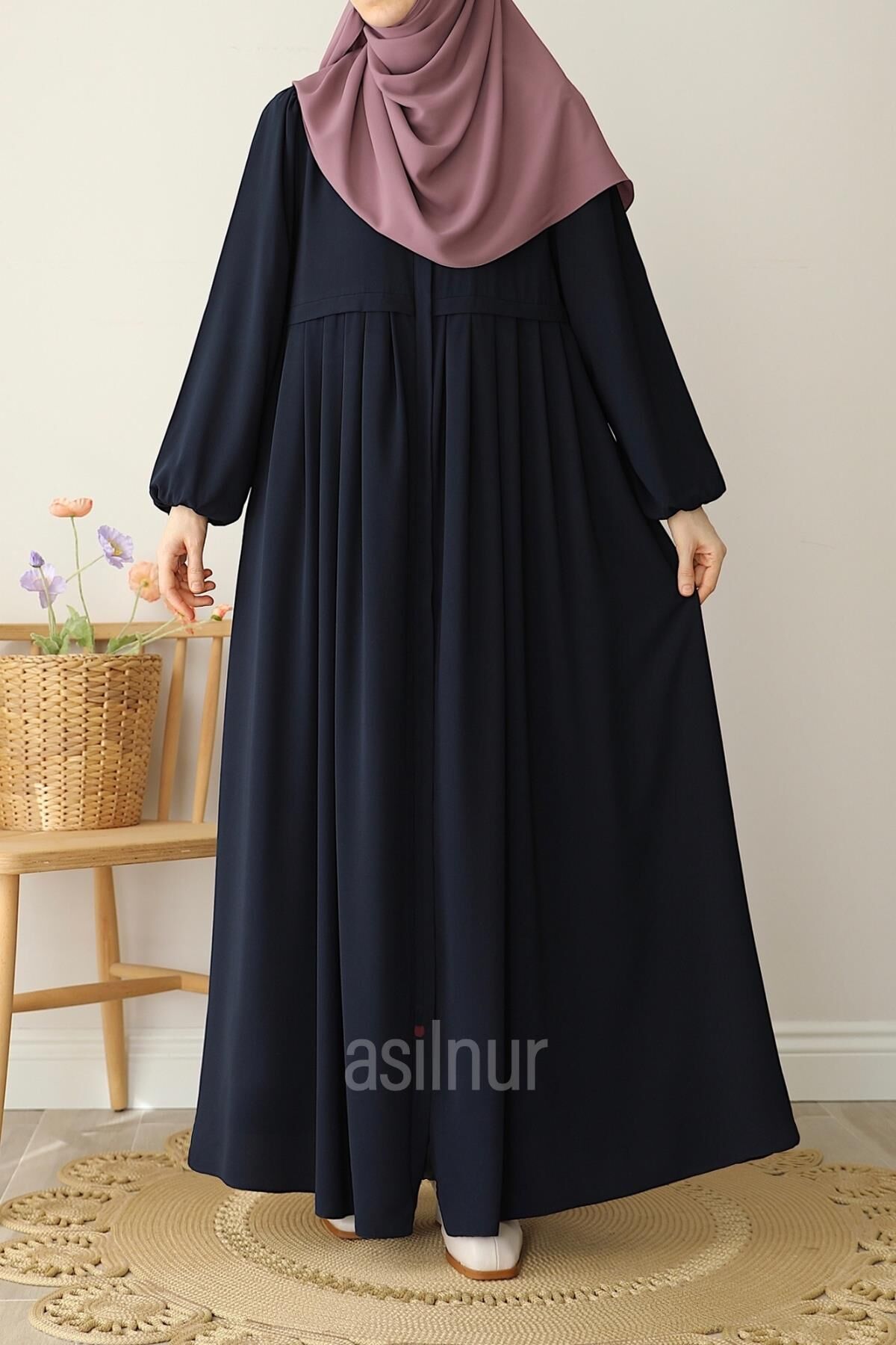 Ebrar Piliseli Ferace Lacivert - 3