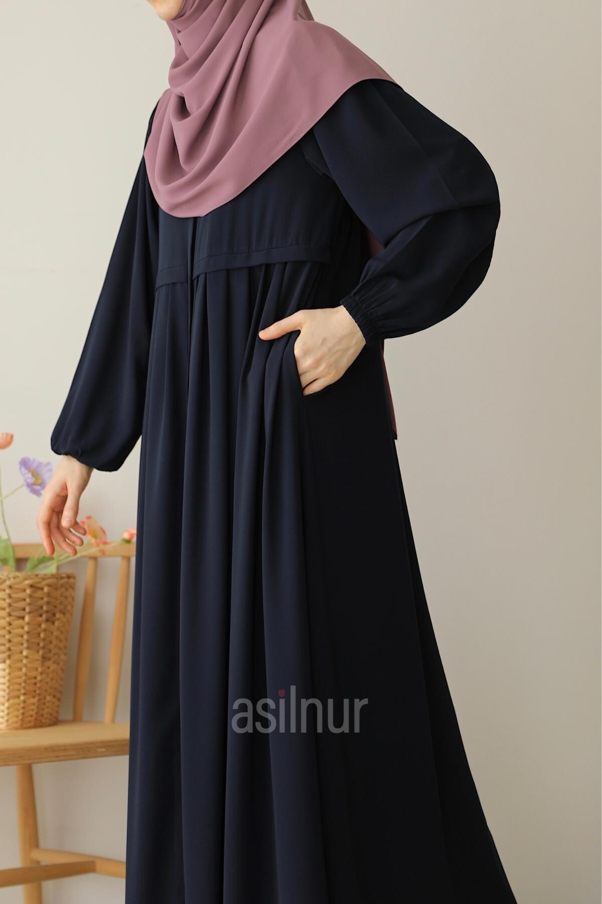 Ebrar Piliseli Ferace Lacivert - 5