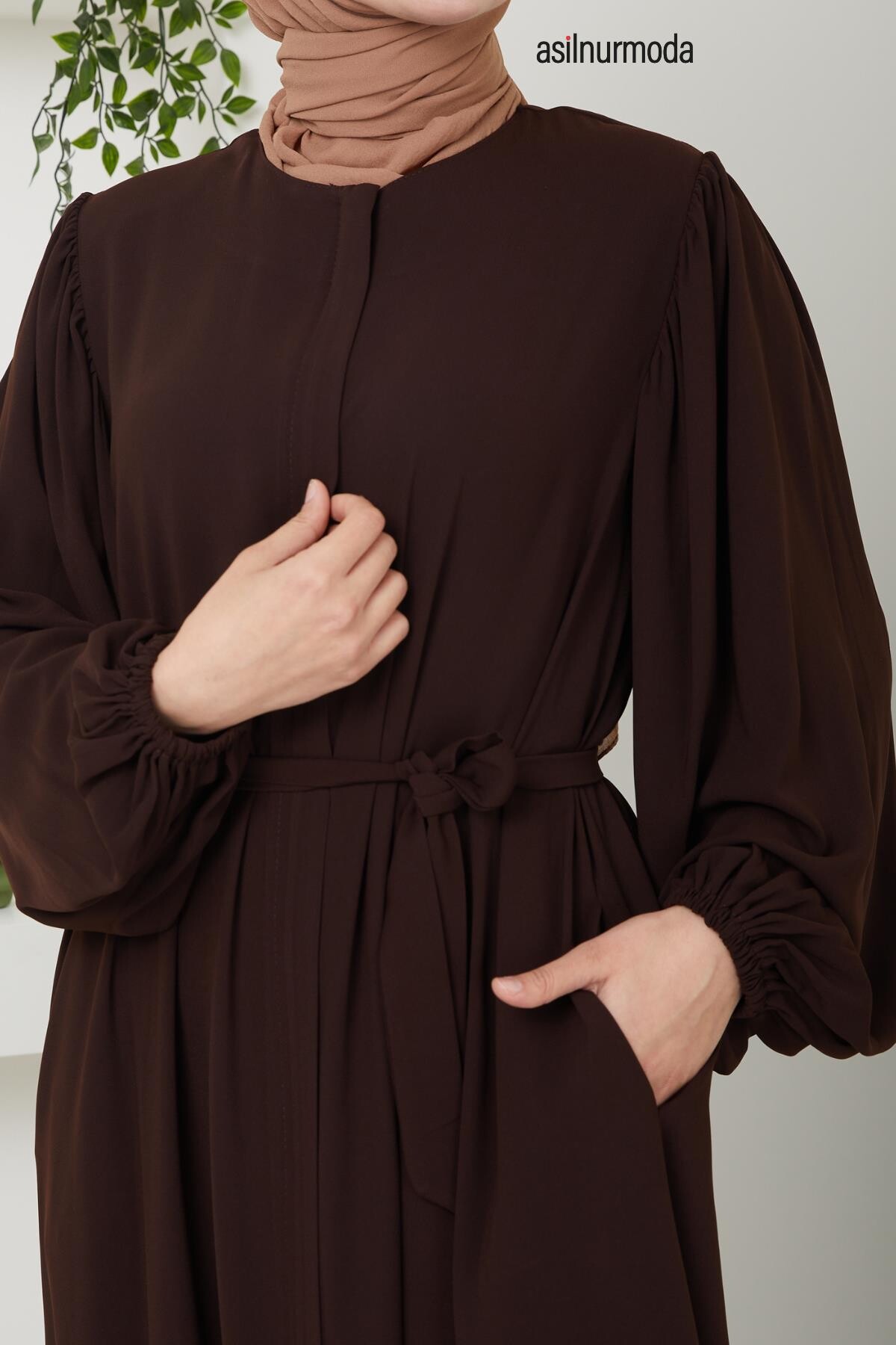 Hale Omuz Pileli Balon Kol Ferace Kahverengi - 7