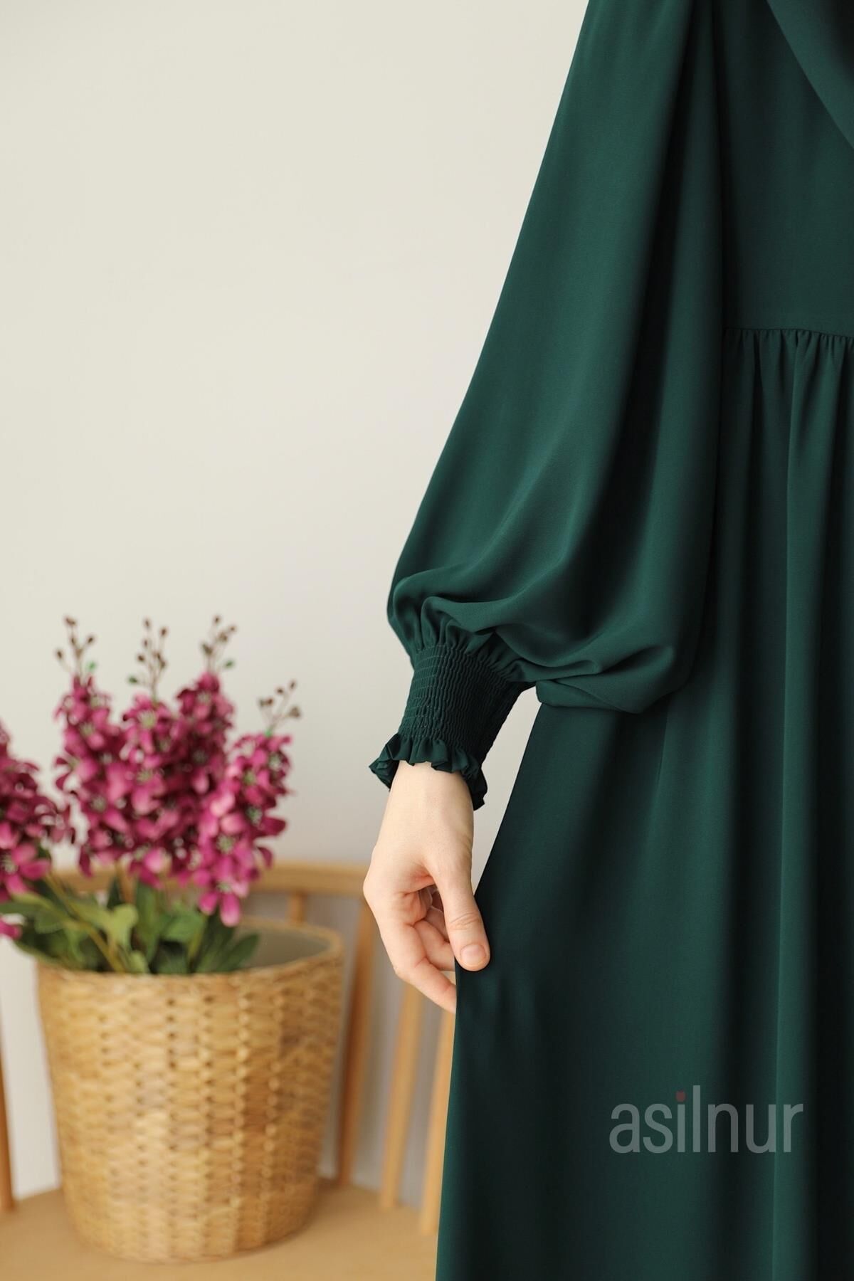 Hüsna Balon Kol Elbise Şal Hediyeli Takım Zümrüt Yeşili - 7