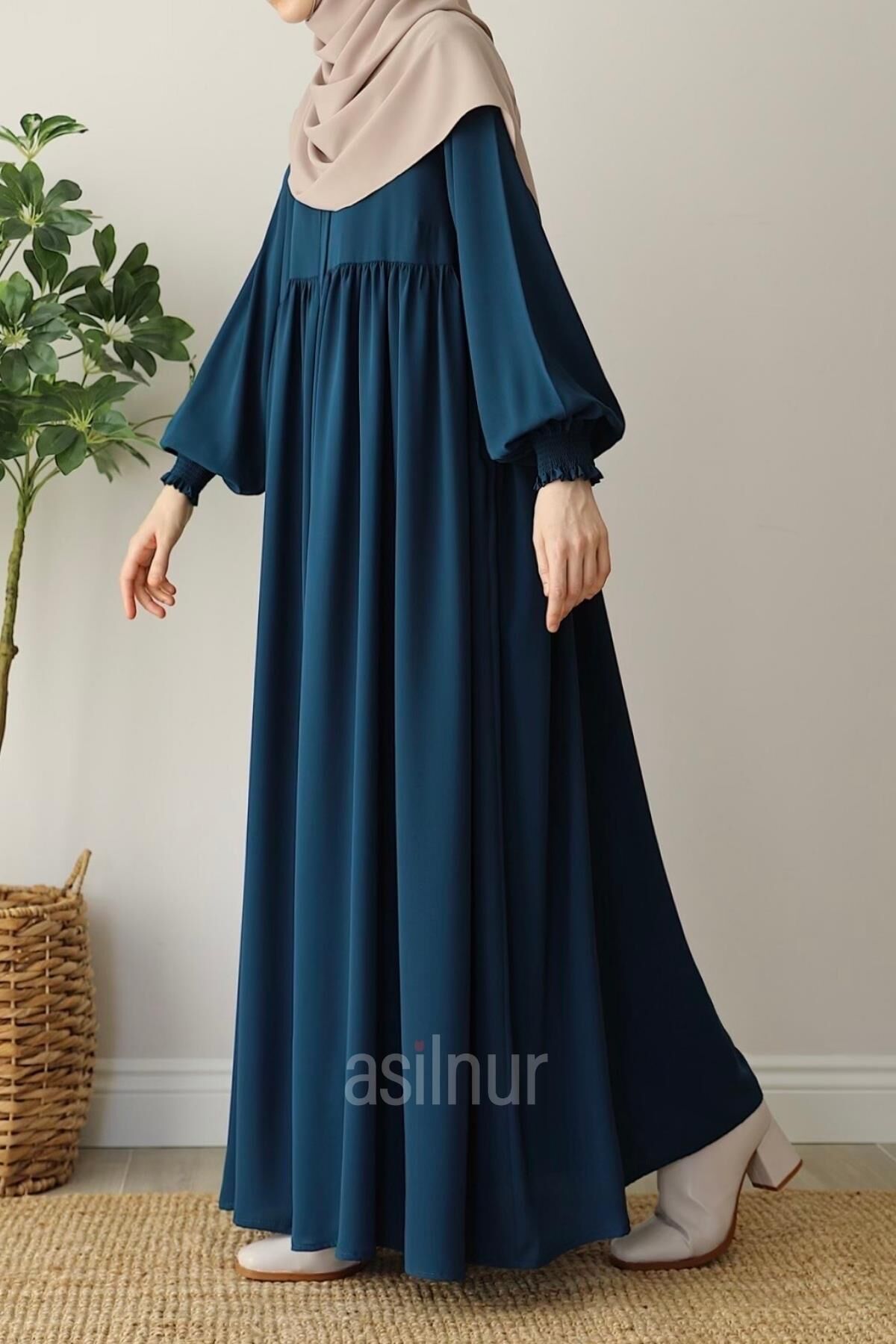 Mina Ferace Petrol Mavisi - 3