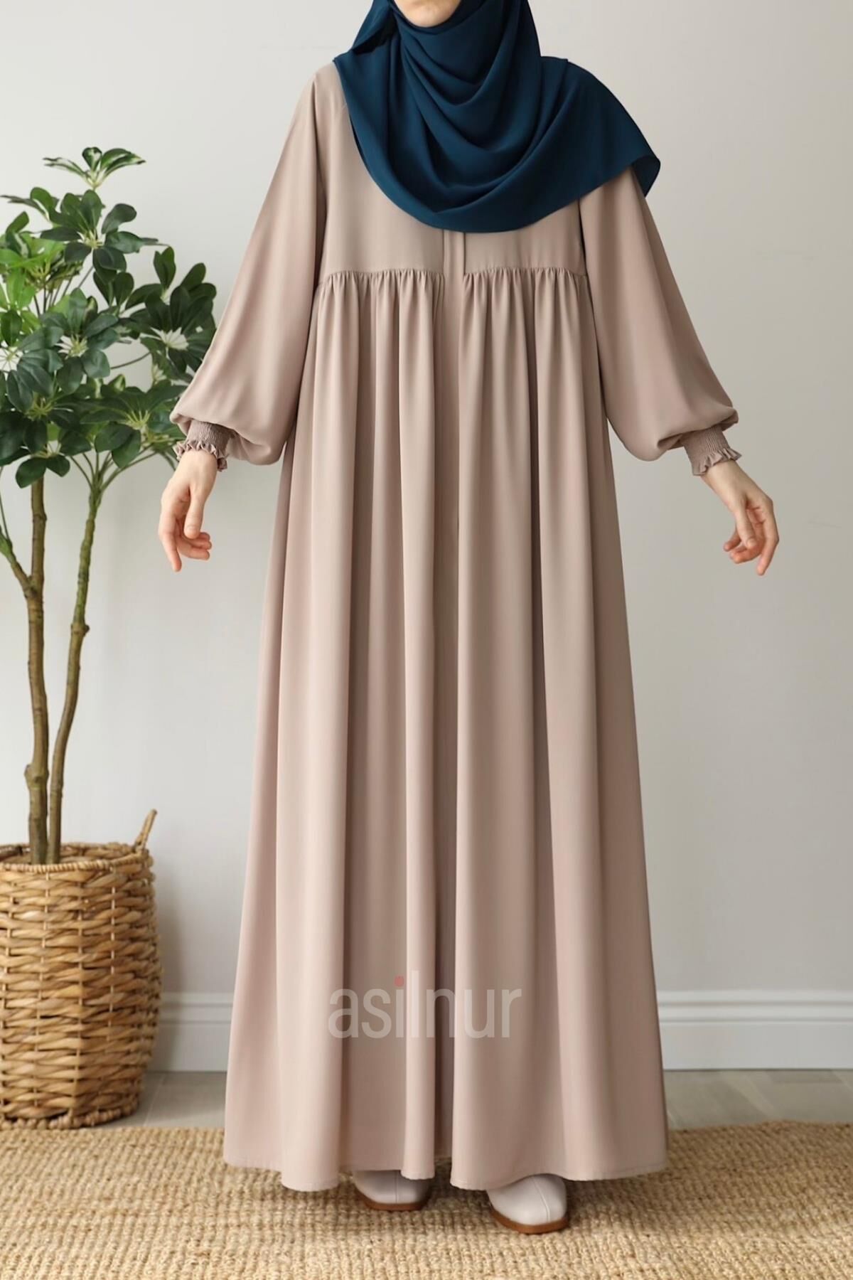 Mina Ferace Taş - 1