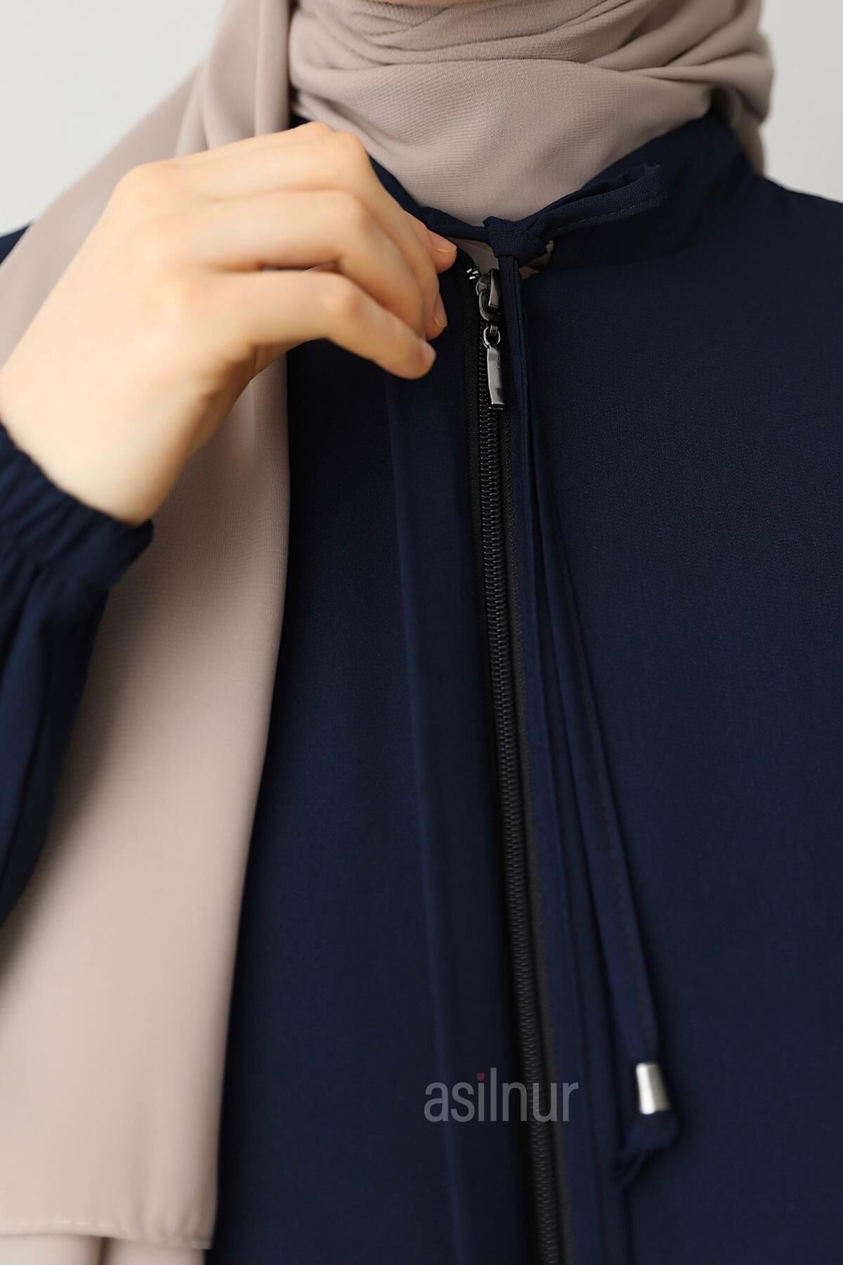 Nesli Mevlana Ferace Lacivert - 5