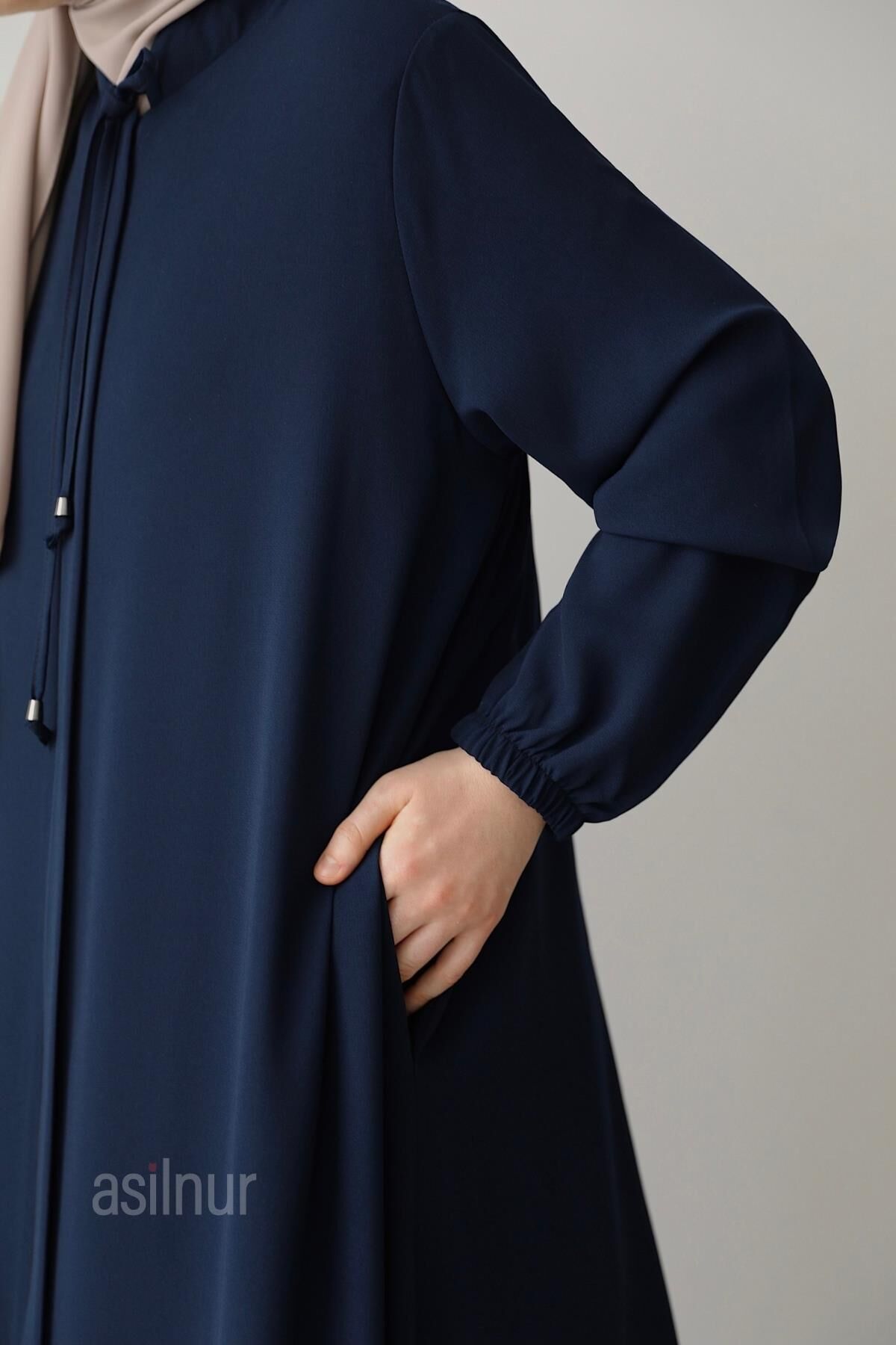 Nesli Mevlana Ferace Lacivert - 6