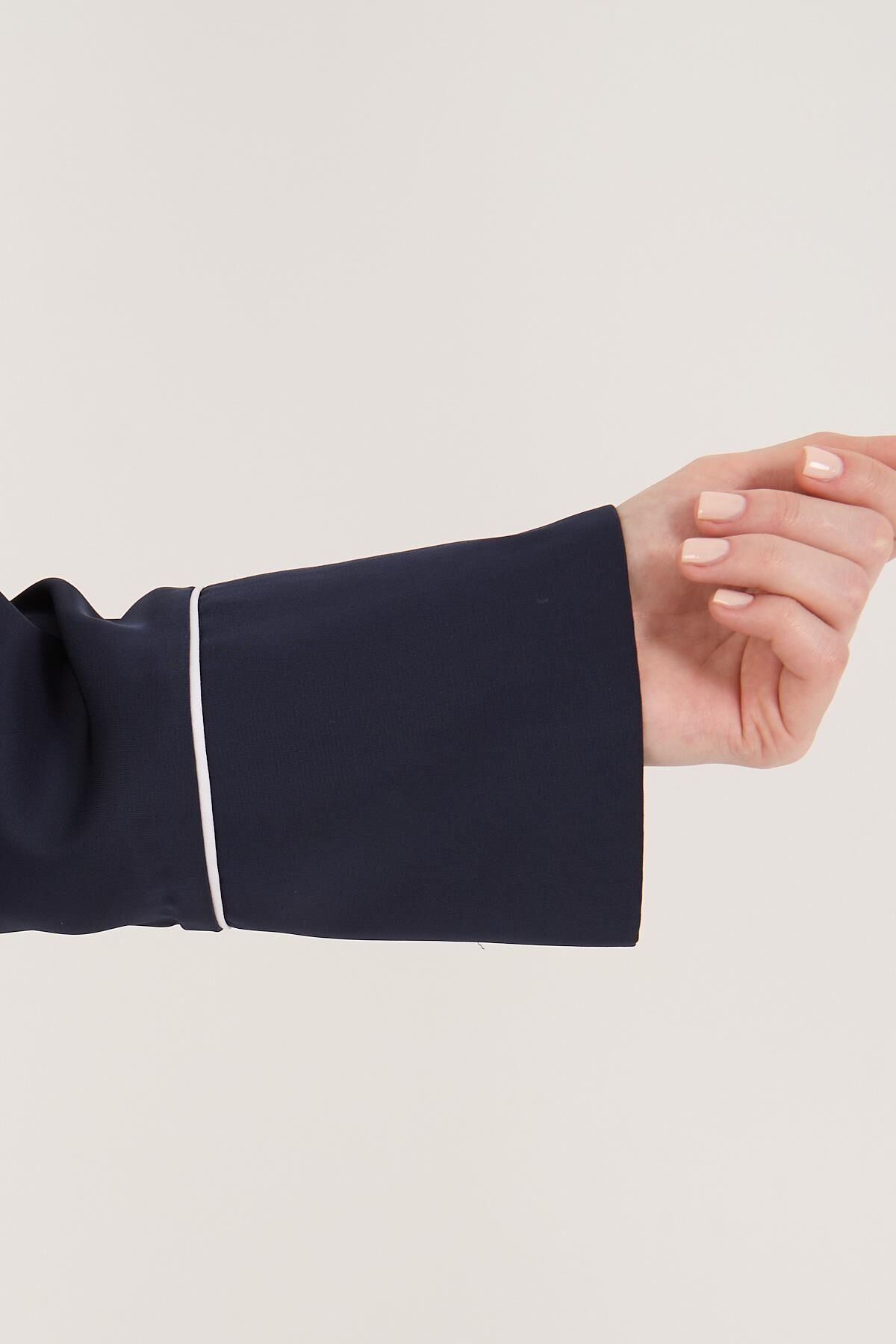 Nevin Abaya Ferace Lacivert - 6