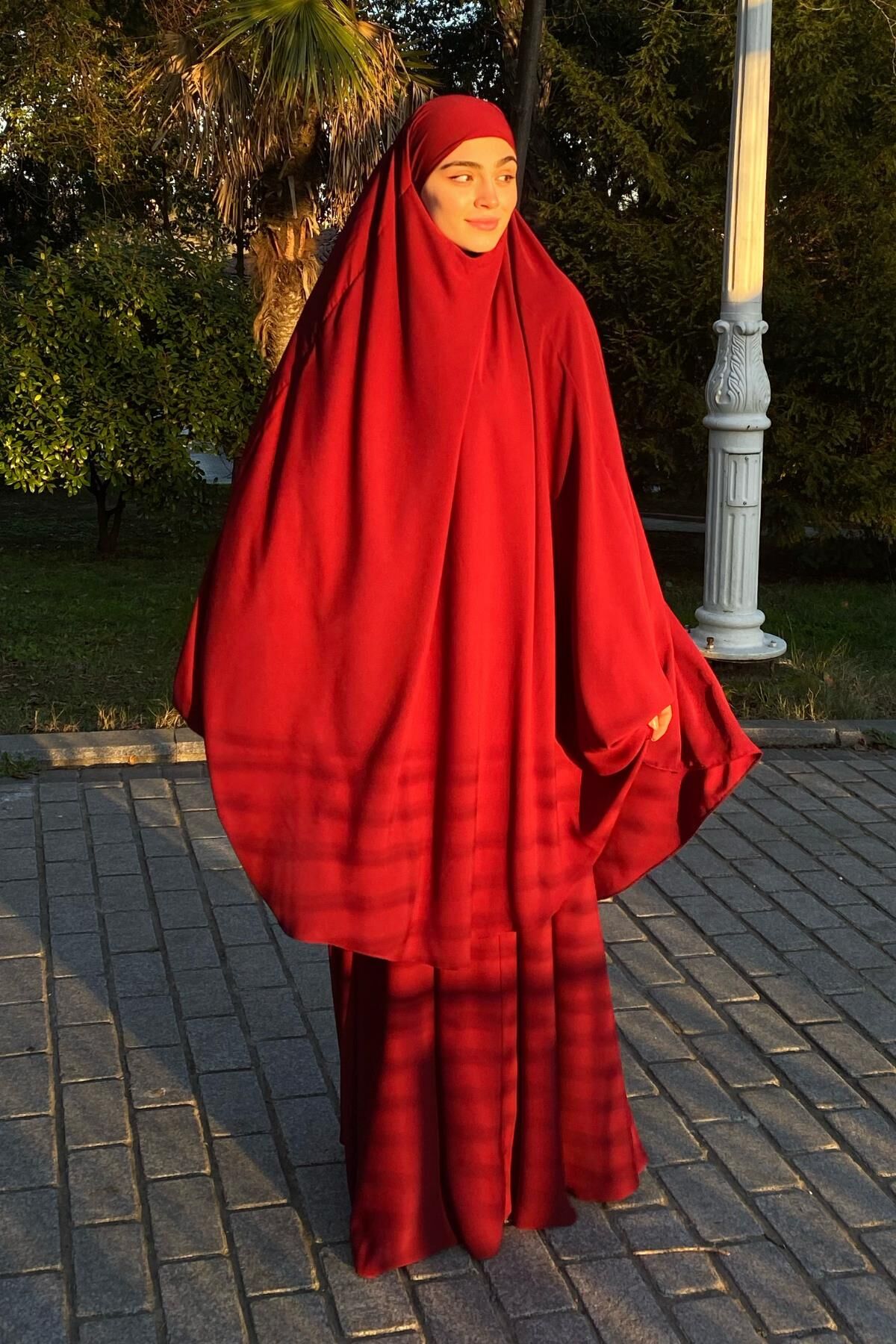 Sultan Baş İki Parça Manşet Kol Medine İpeği Çarşaf Bordo - 4