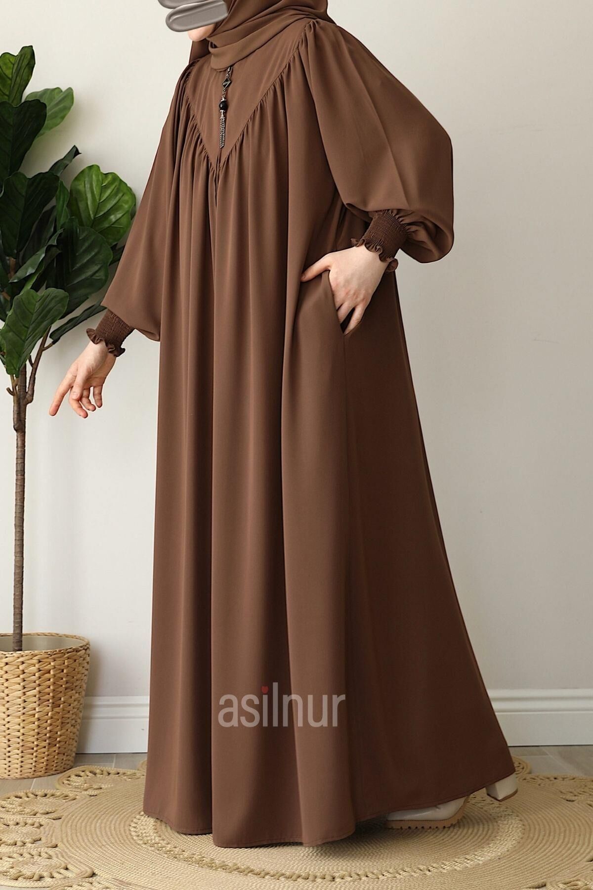 Vera Ferace Camel - 1