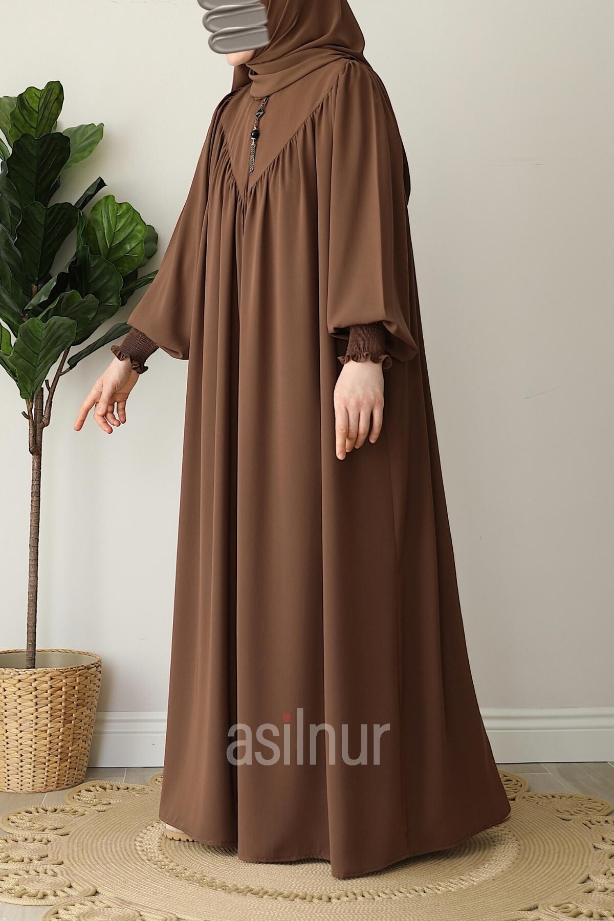 Vera Ferace Camel - 5