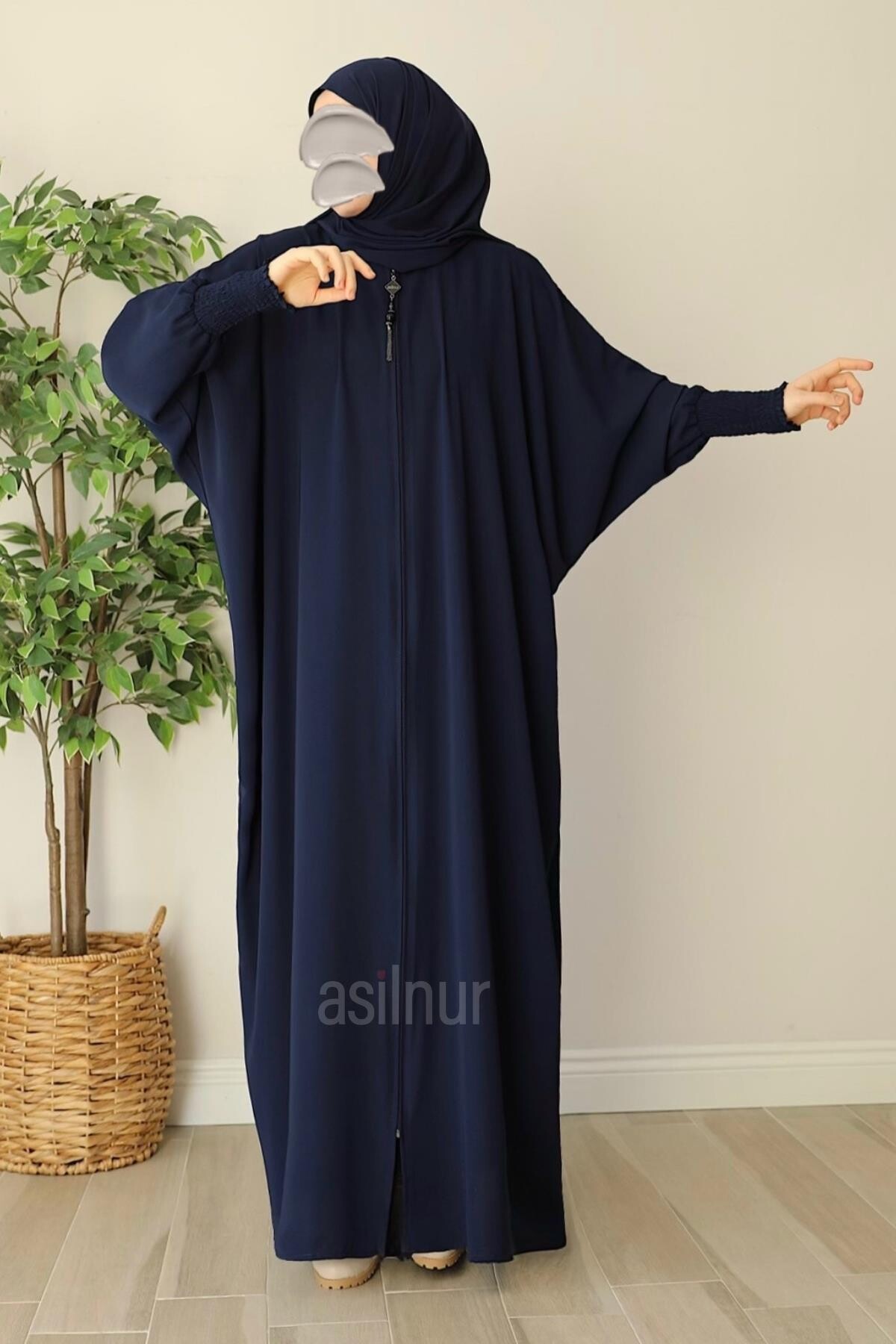 Ebru Yarasa Kollu Ferace Lacivert - ASİLNUR